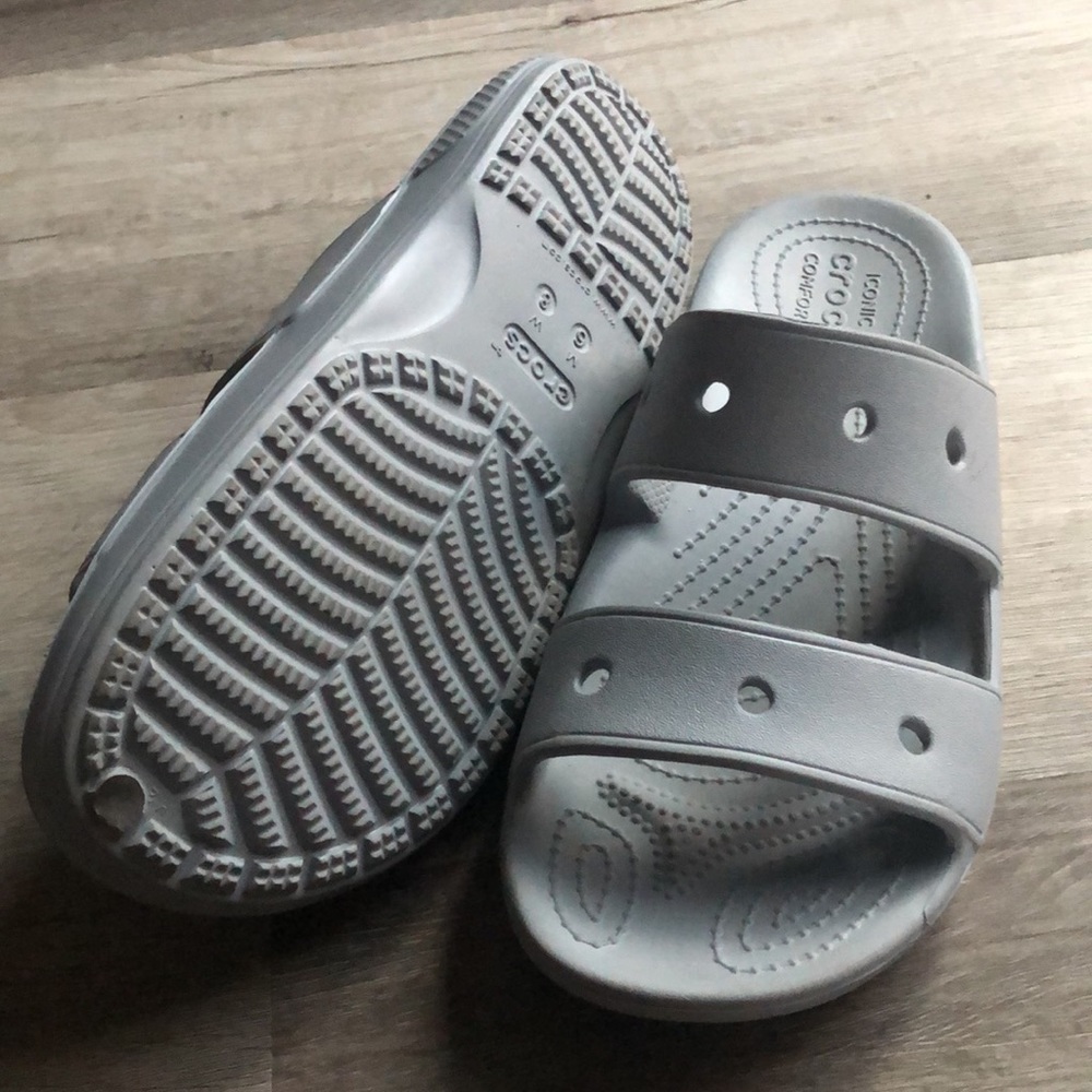 Crocs - Picture 3 of 3